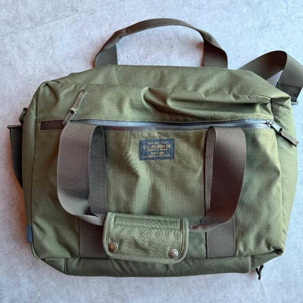 Filson Nylon Ripstop Pullman duffel, surplus green